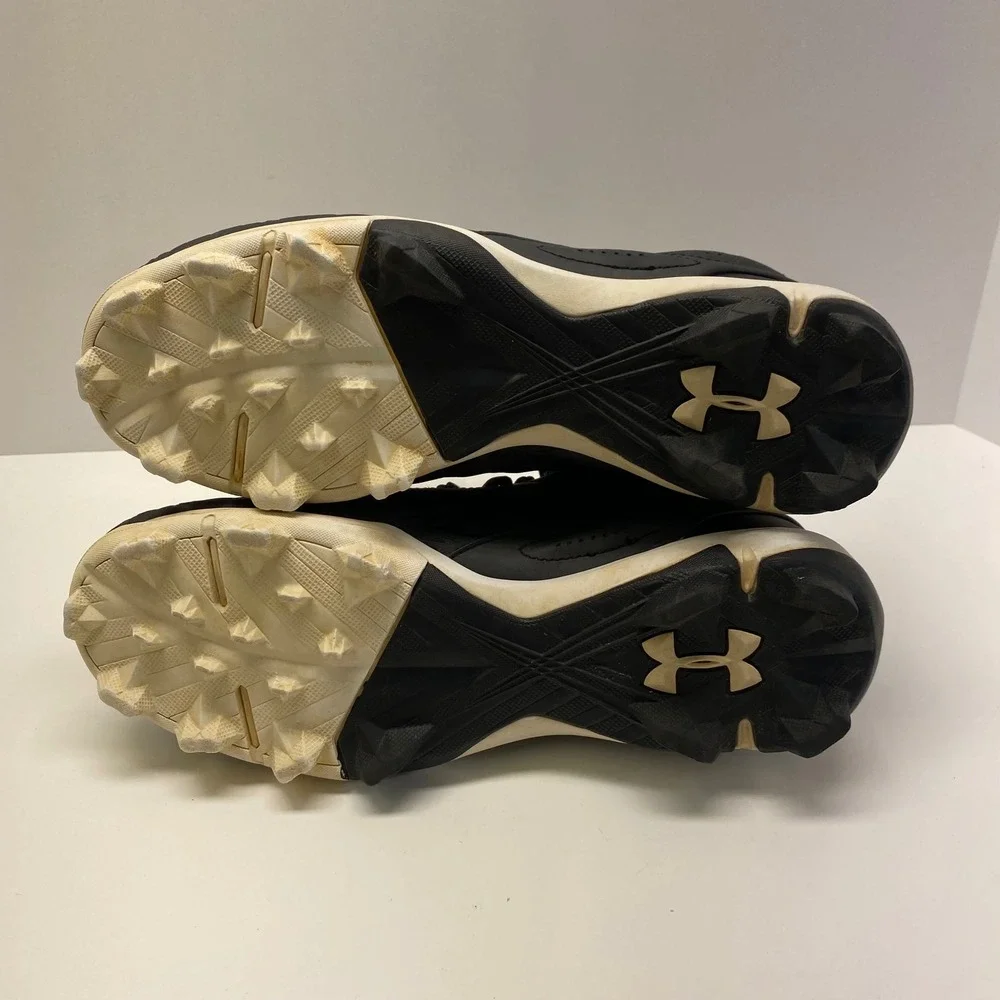 Under‎ Armour Leadoff Mid 3.0 RM Baseball Cleats Mens 7 Black White 3027446-001